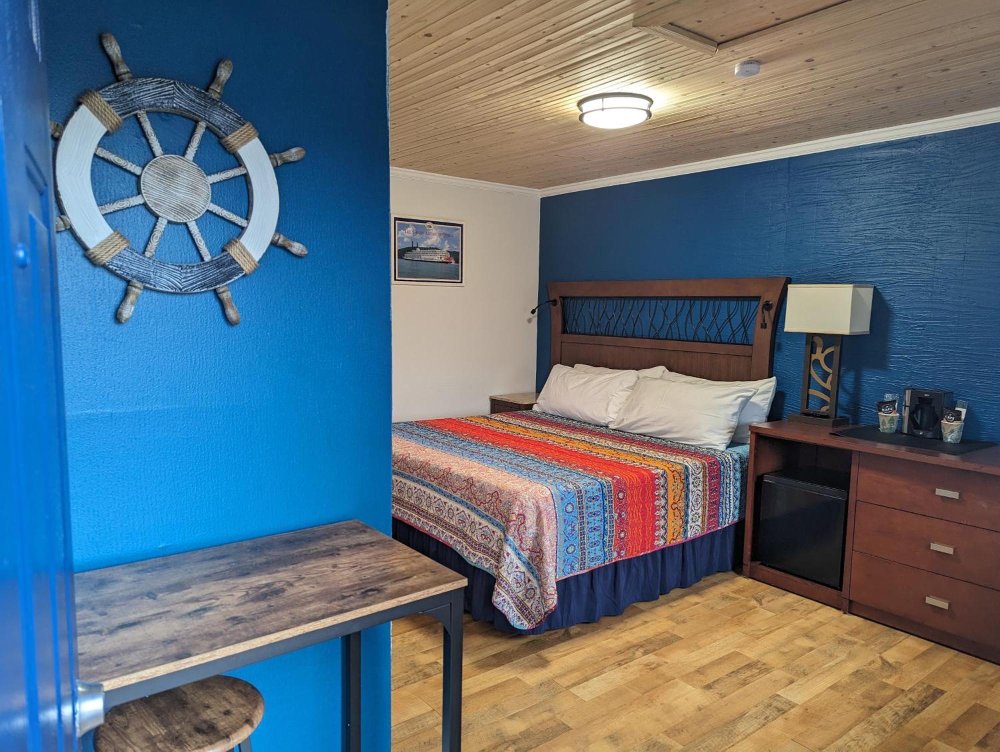 Riverboat Inn & Suites Madison Eksteriør bilde