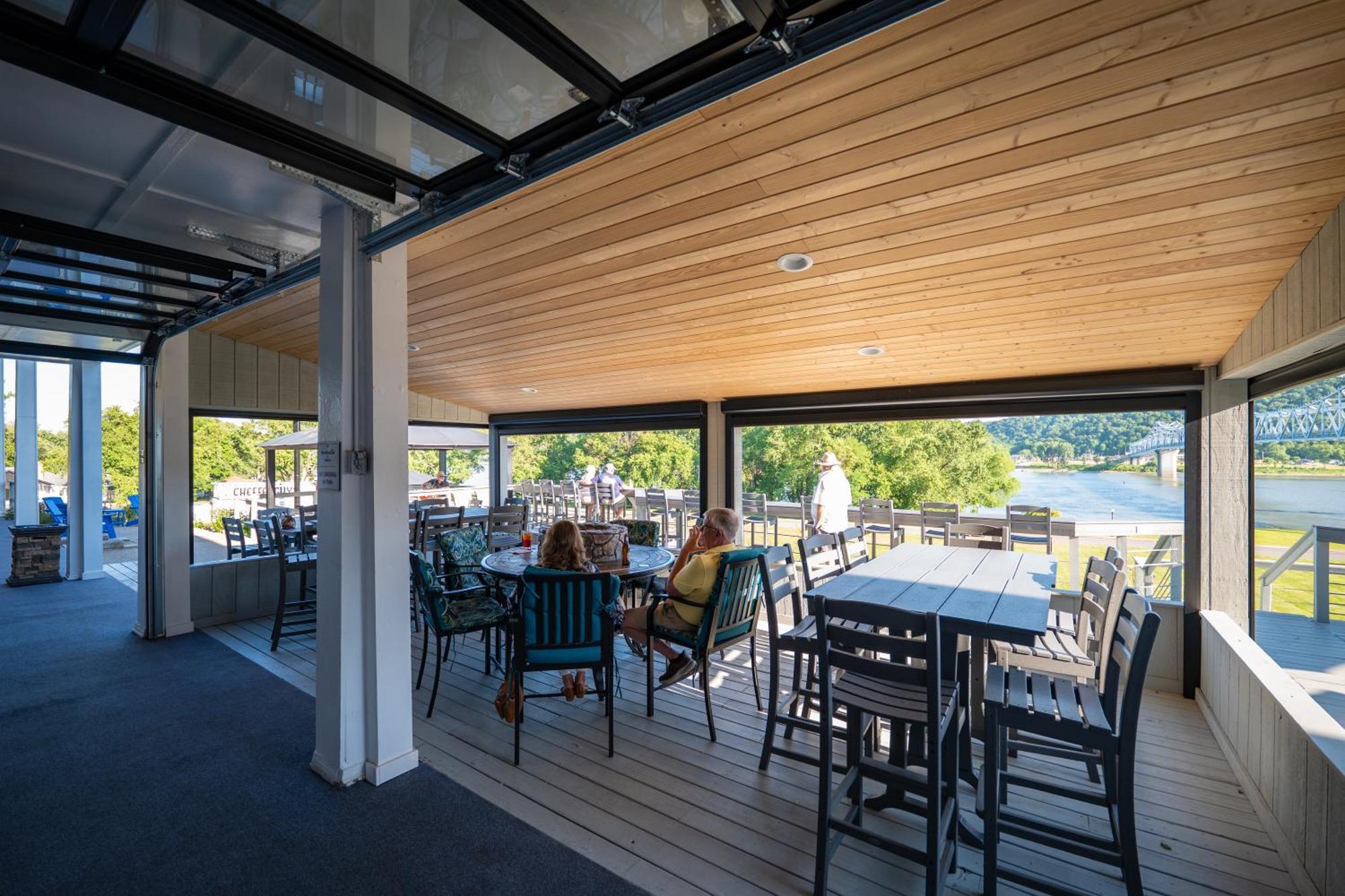 Riverboat Inn & Suites Madison Eksteriør bilde