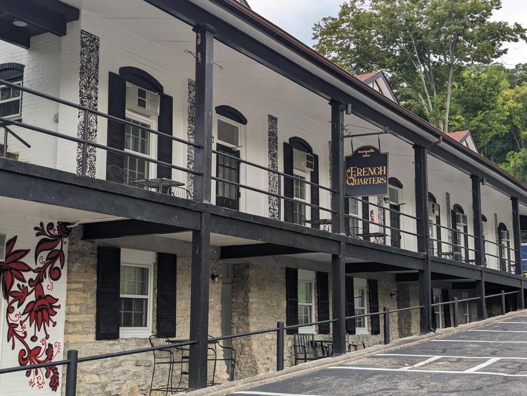 Riverboat Inn & Suites Madison Eksteriør bilde